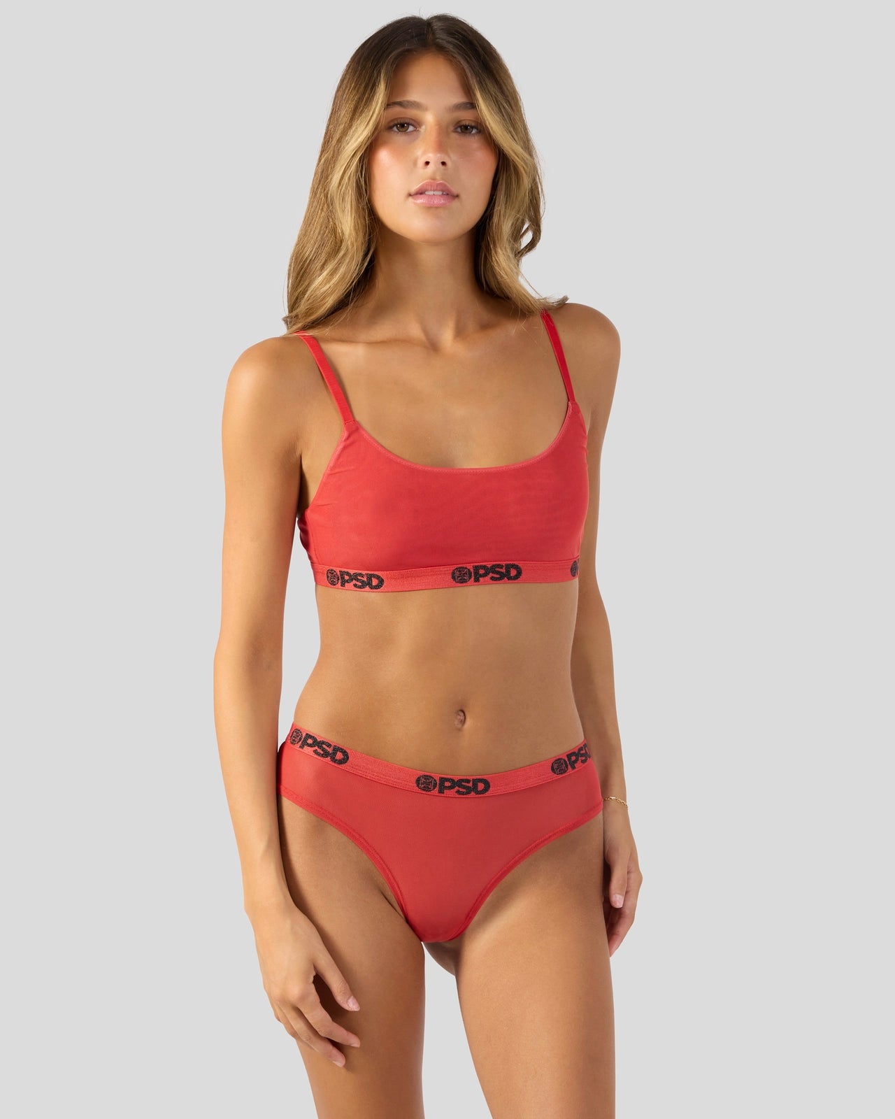 Mesh - Solid Red - Image 2